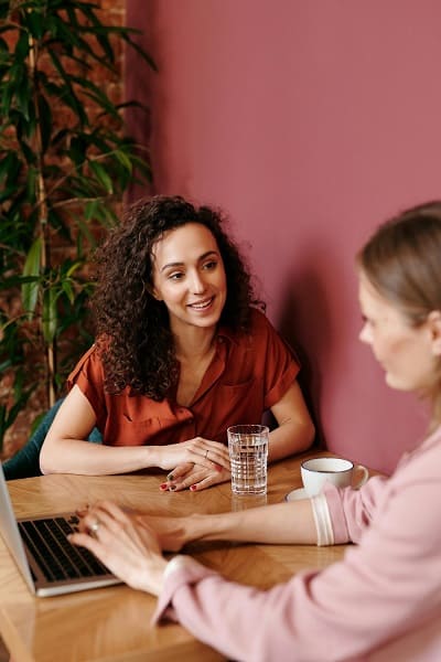 Le bilan image pour mieux vous connaitre et vous accompagner avec le miroir de flo, conseil en image